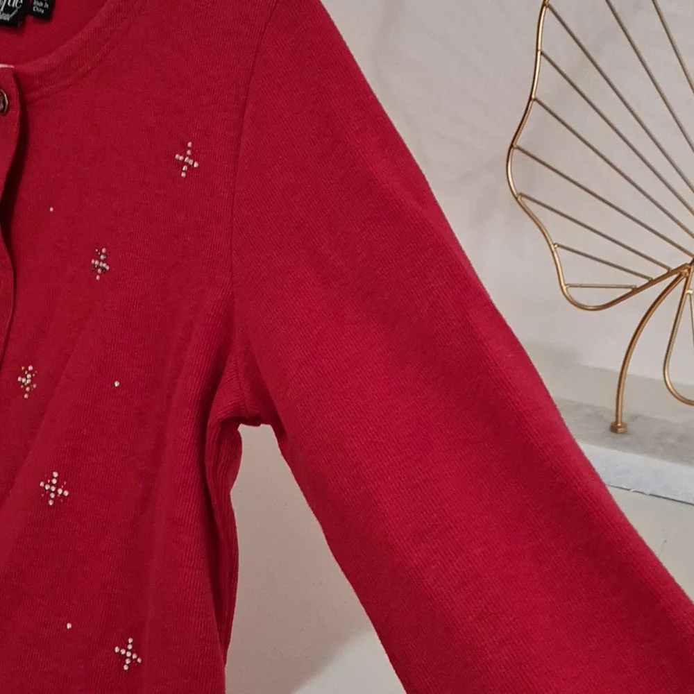 FESTIVE CHRISTMAS SWEATER - Picture 9 of 12